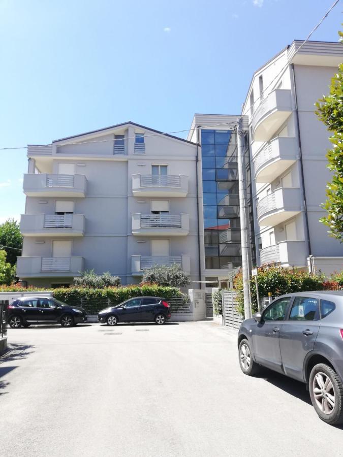 Apartament Sea House Rimini Fiera Zewnętrze zdjęcie